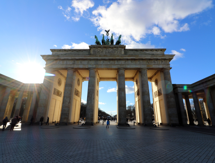 Berlin Brandenburška vrata izlazak sunca_750X568