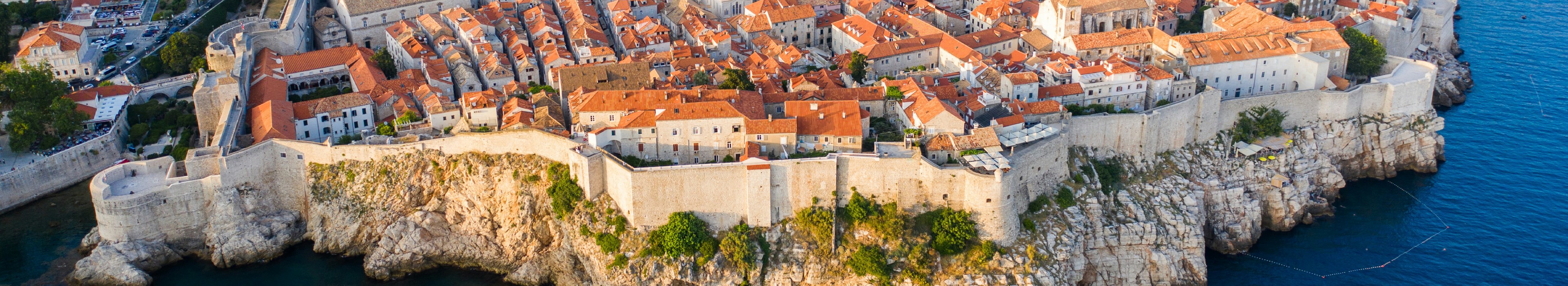 Dubrovnik_Old Town aerial view_3840x700