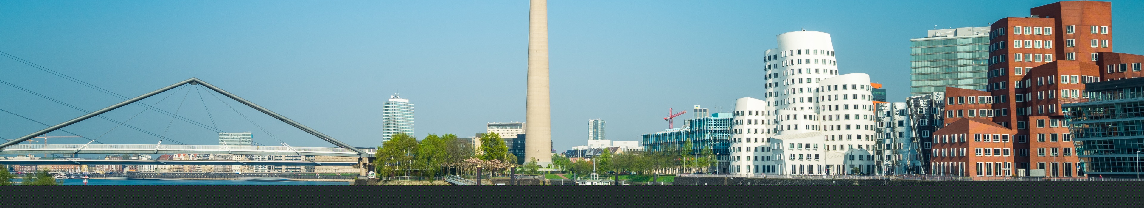 Düsseldorf_MedienHafen_3840x700