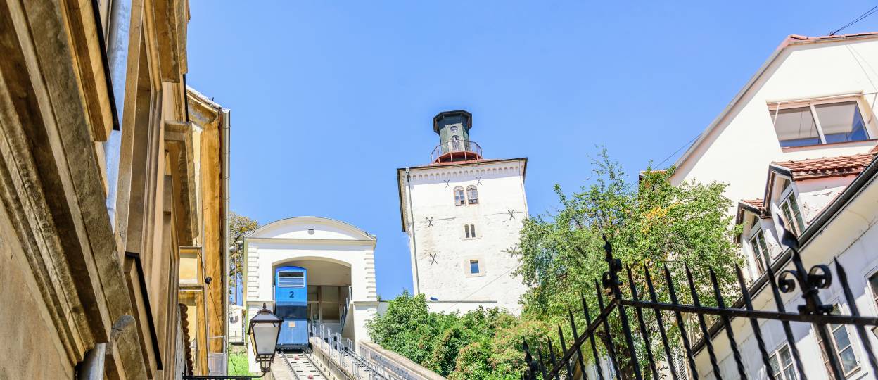 Zagreb_View of Funicular and Lotršćak tower_1248x540